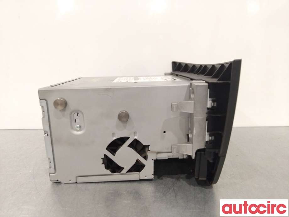 Bilstereo til Mercedes C-Klasse 2011-2014 (Fase 2) (W204) (W204) (MERCEDES|A2049003509|)