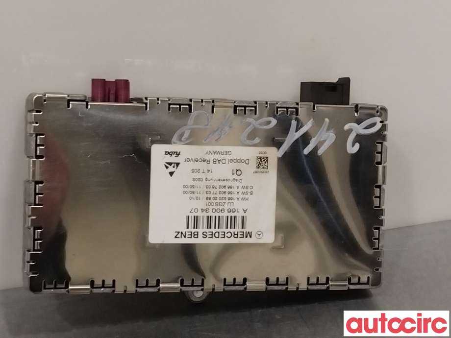 Bilstereo diverse til Mercedes CLA 2013-2019 (C117) (C117) (MERCEDES|A1669007616|A1669003407)