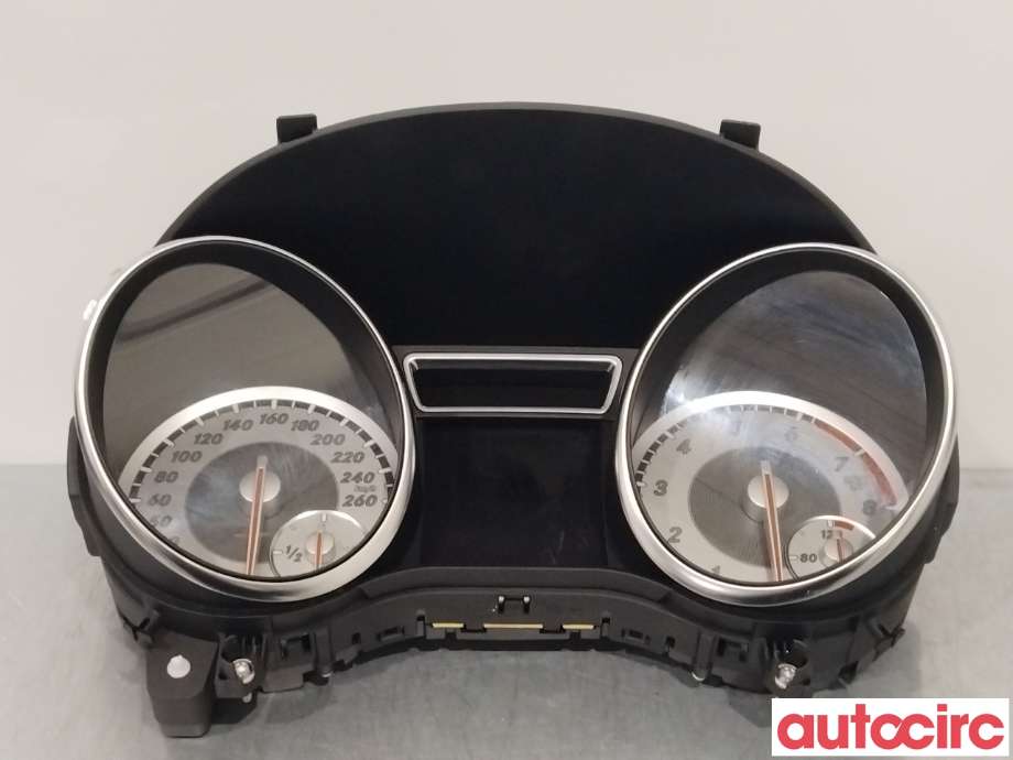 Instrumentpanel til Mercedes CLA 2013-2019 (C117) (C117) (MERCEDES|A1179007500)