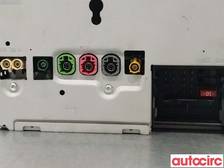 Bilstereo til Mercedes CLA 2013-2019 (C117) (C117) (MERCEDES|A2469000816|A2469009612)