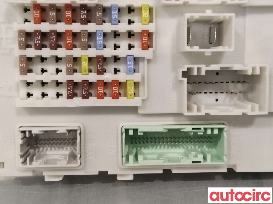 Sikringsboks til Volvo V40 2012-2019 (VOLVO|31394963|)