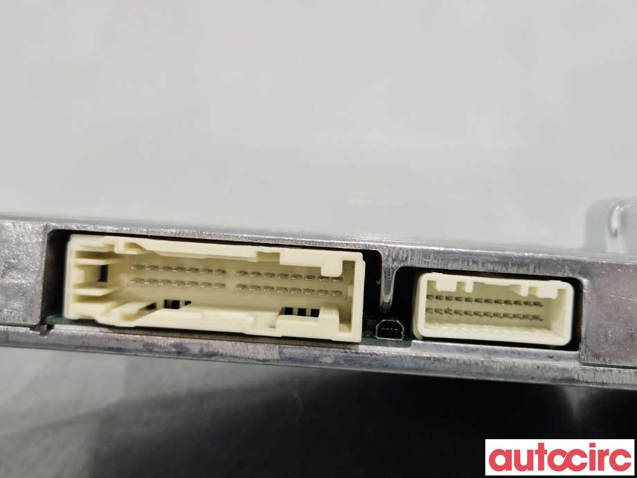 Bilstereo forsterker til Toyota Prius +7 2012-2020 (Type III) (stasjonsvogn) (stasjonsvogn) (TOYOTA|862800W831|)