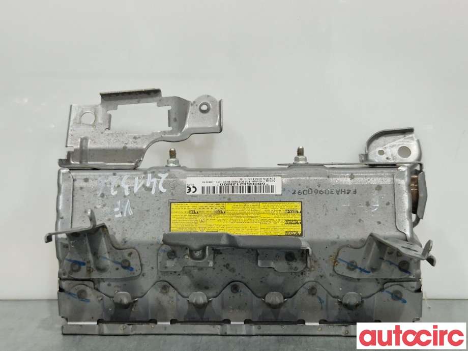 Airbag kne til Toyota Prius +7 2012-2020 (Type III) (stasjonsvogn) (stasjonsvogn) (TOYOTA|7390047031B0|)