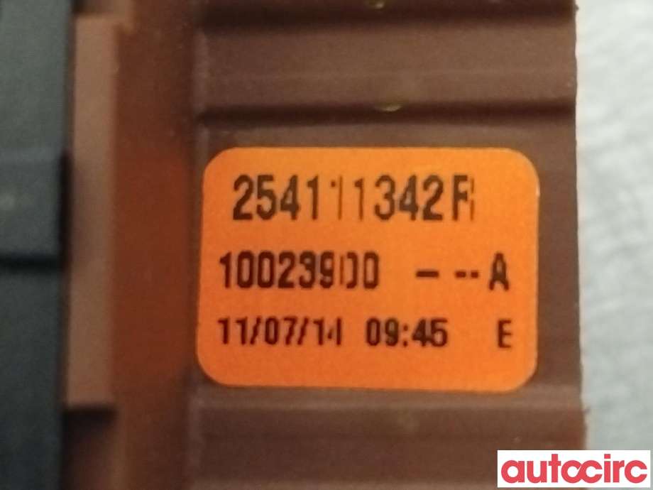 Bryter ruteheis til Dacia Duster 2010-2017 (Type I)  (DACIA|254111342R)
