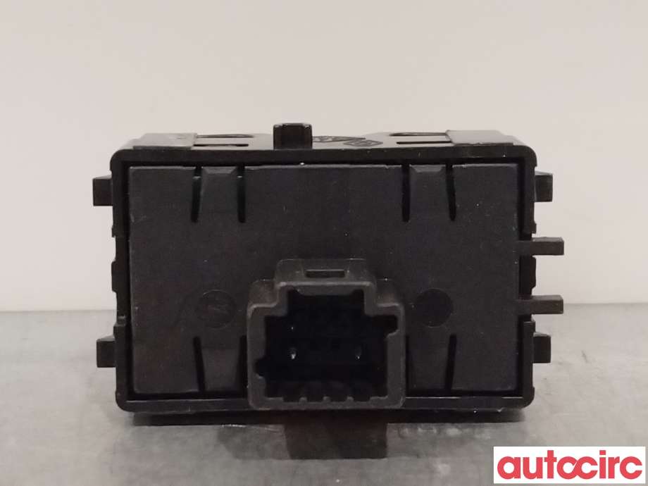 Bryter diverse til Dacia Duster 2010-2017 (Type I)  (DACIA|254296770R)