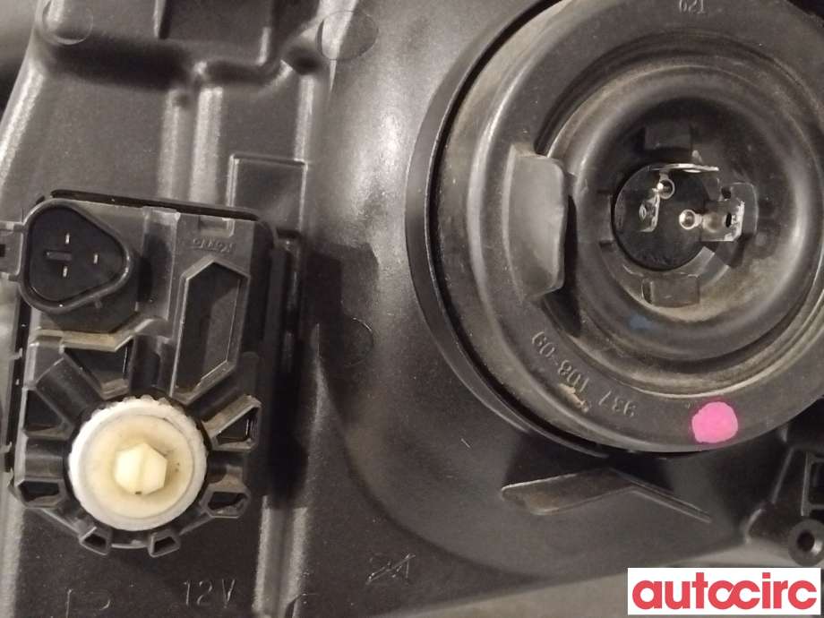 Frontlykt høyre halogen til Honda HR-V 2015-2021 (Type II)  (HONDA|33100-T7S-G01|)