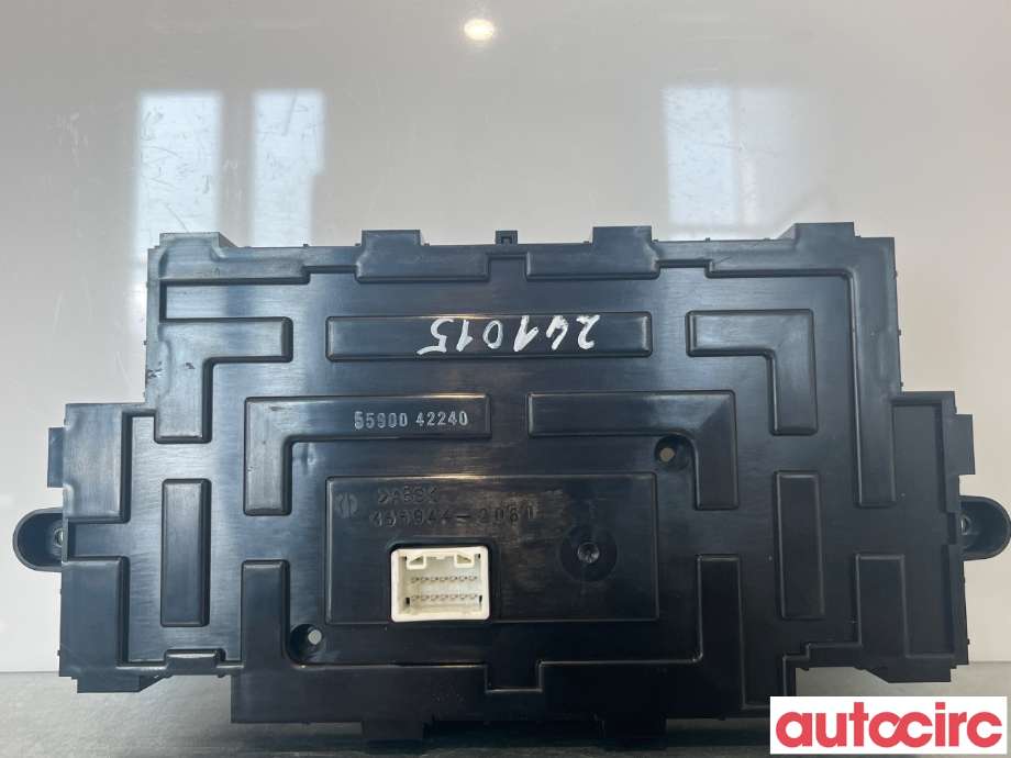 Varmeapparat betjening til Toyota RAV4 2006-2009 (Type III, Fase 1)  (TOYOTA|5590042240)