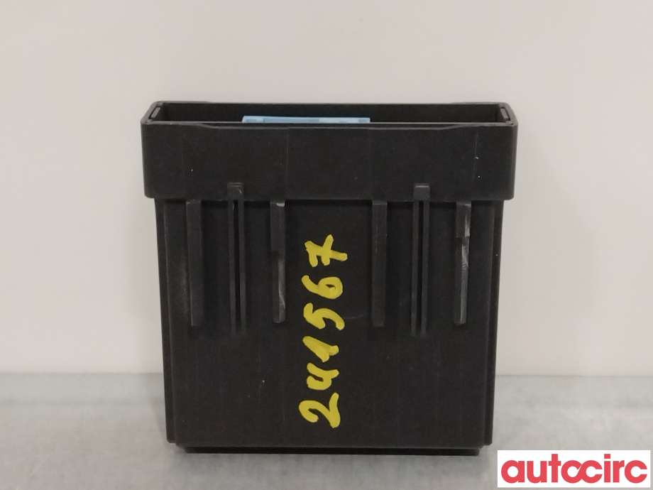 Styreenhet sentrallås til Peugeot 308 2013-2021 (Type II)  (PEUGEOT|98016952|980169528000)