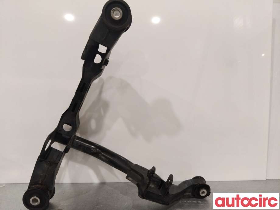 Travers bak til VW Transporter / Caravelle 2015-2019 (T6) (T6) (VOLKSWAGEN|7E0599421A||7E0500043N)