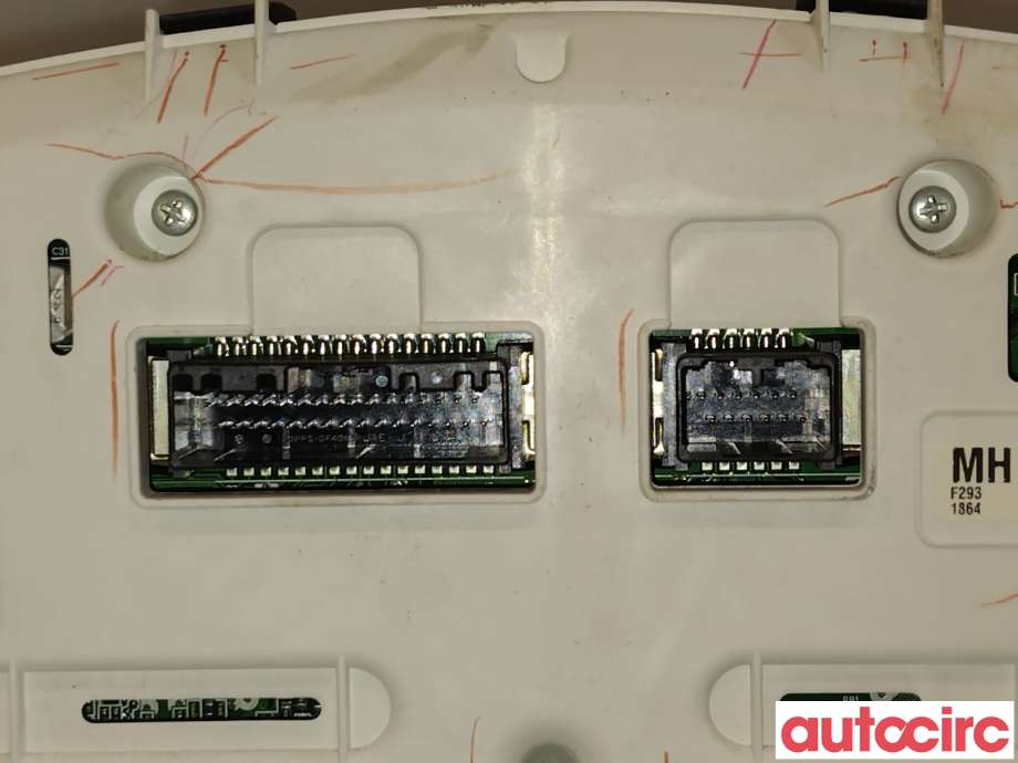 Instrumentpanel til Honda HR-V 2015-2021 (Type II)  (HONDA|78100-T8M-G130)