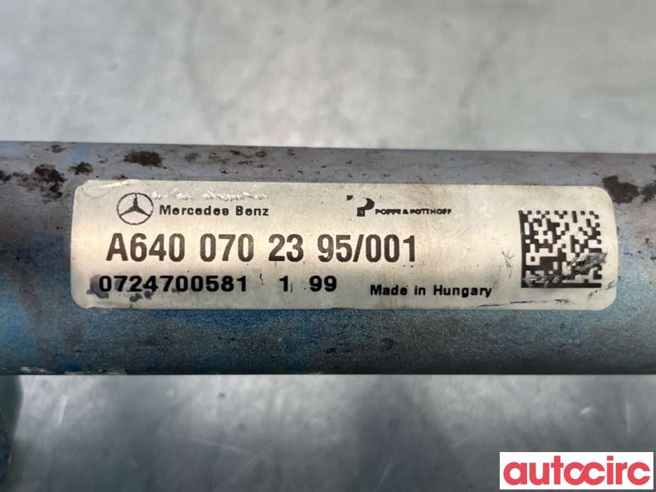 Dyseskinne (fuelrail) til Mercedes B-Klasse 2008-2011 (Fase 2) (W245) (W245) (MERCEDES|A6400702395|)