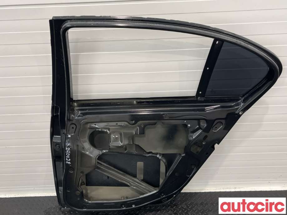 Dør høyre bak til BMW 5-Serie 2003-2010 (E60/E61) (E60/E61) (BMW|41009631832|)