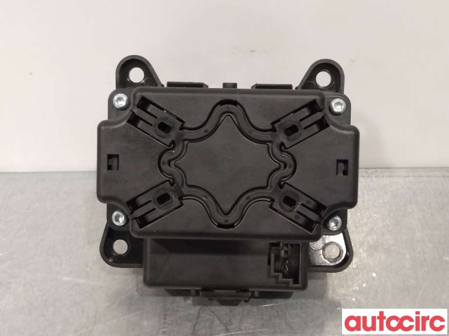 Bilstereo diverse til Mercedes E-Klasse 2013-2016 (Fase 2) (W212) (W212) (MERCEDES|A2129007619|)