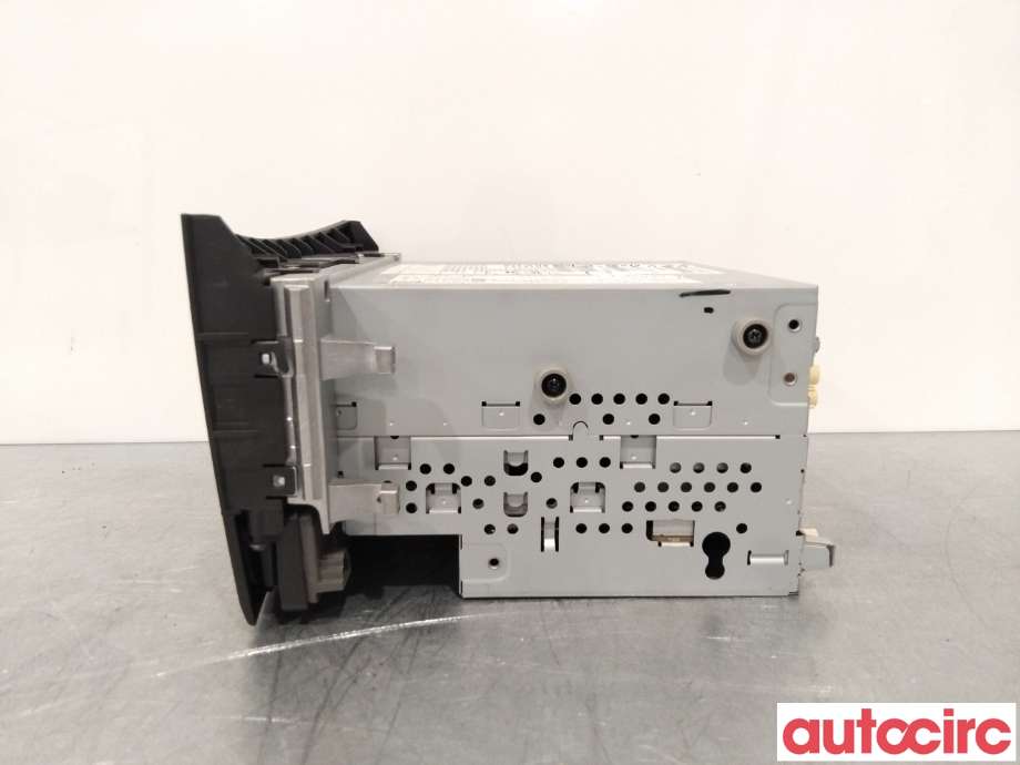 Bilstereo navigasjon til Mercedes E-Klasse 2013-2016 (Fase 2) (W212) (W212) (MERCEDES|A2129005325|)