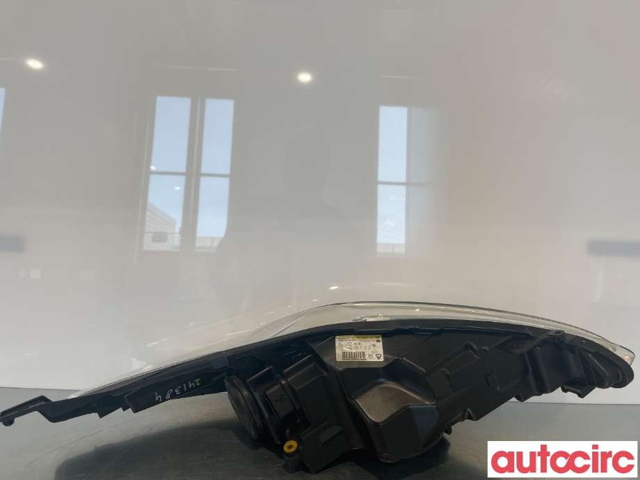 Frontlykt venstre halogen til Ford Fiesta 2008-2012 (Type VI, Fase 1)  (FORD|1740028)