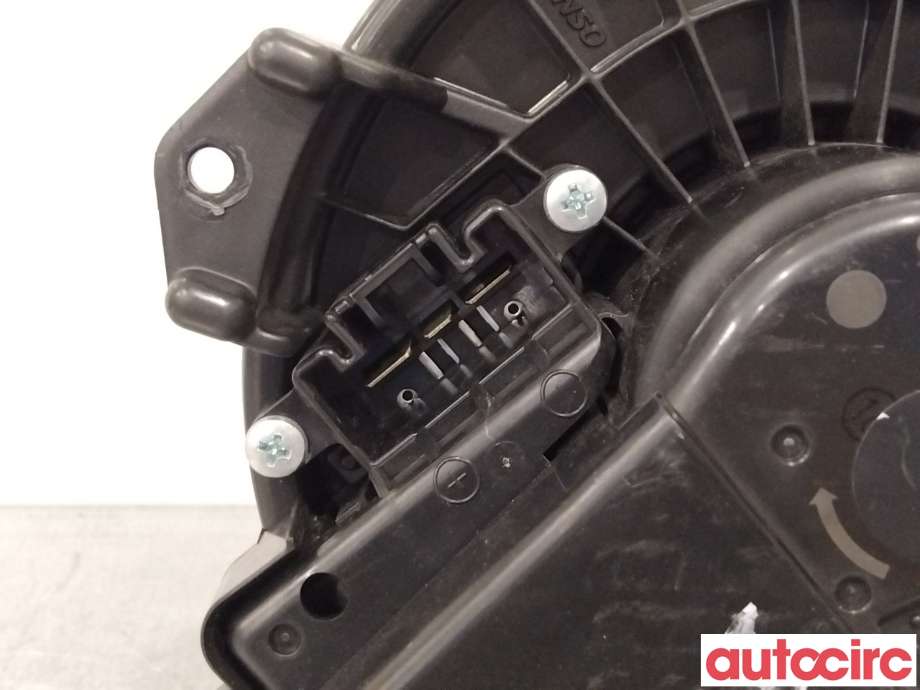 Varmeapparat motor til Toyota Yaris 2014-2020 (Type III, Fase 2)  (TOYOTA|871030D220|)