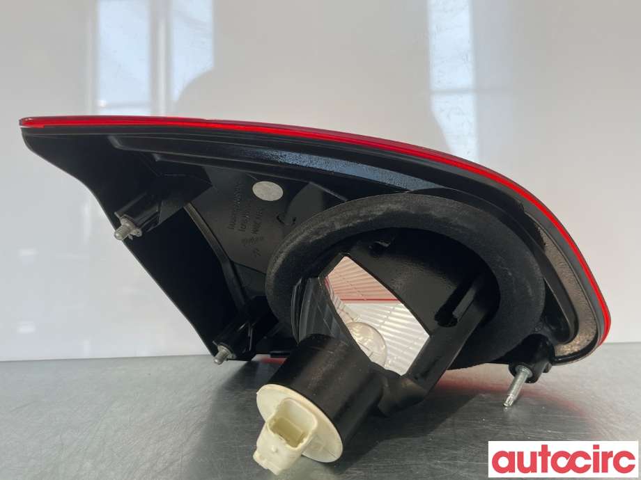 Baklykt høyre indre til Nissan Qashqai 2010-2014 (Type I, Fase 2)  (NISSAN|26554BR01A)