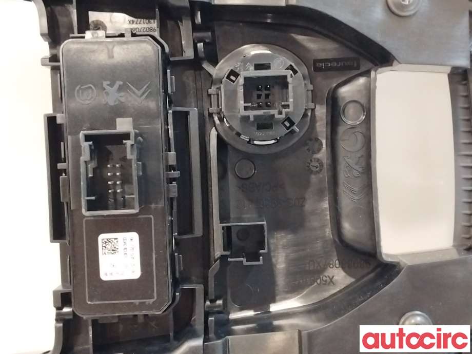 Diverse deler til Peugeot 308 2013-2021 (Type II)  (PEUGEOT|96780049ZD)