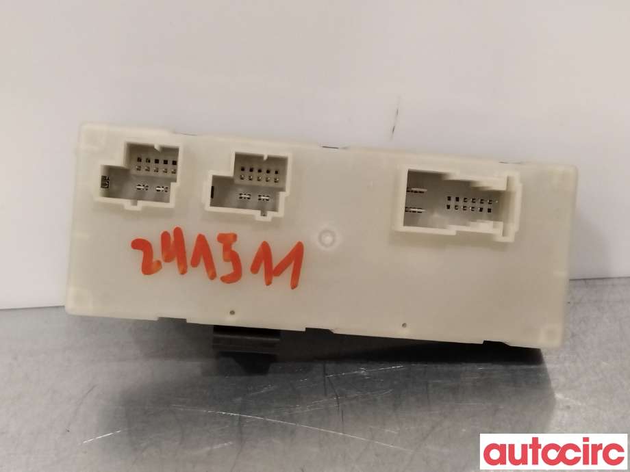 Styreenhet elektrisk bakluke til BMW X1 2015-2022 (F48) (F48) (BMW|61359852926|)