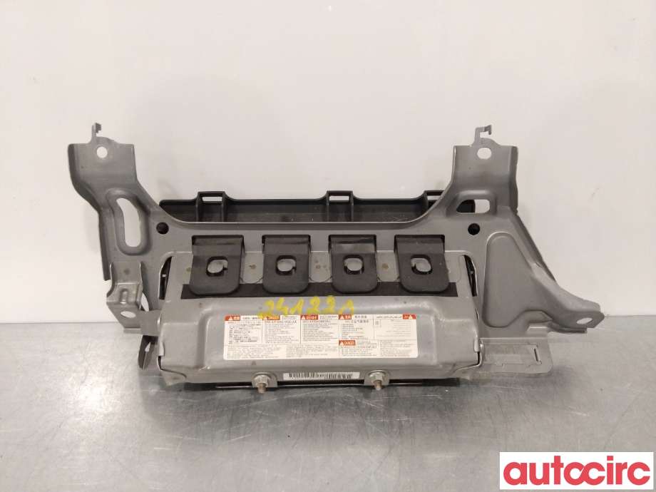 Airbag kne til Mitsubishi Lancer 2008-2017  (MITSUBISHI|7030A073XA|)