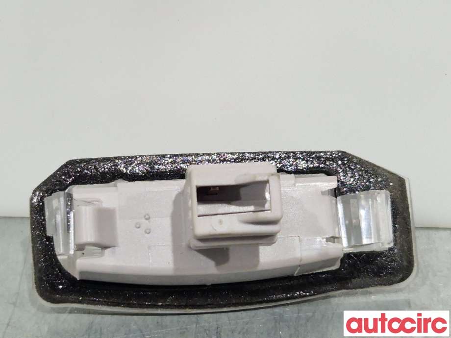 Skiltlys til Mitsubishi Outlander 2015-->> (Type III, Fase 2)  (MITSUBISHI|8341A009|)