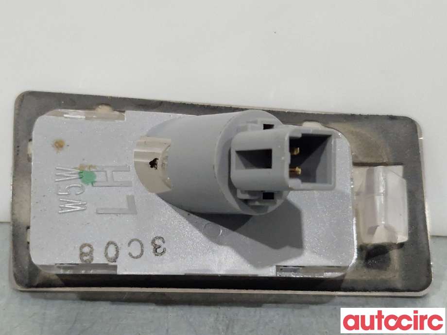 Skiltlys til Hyundai i30 2012-2017 (Type II)  (HYUNDAI|925011M400|)