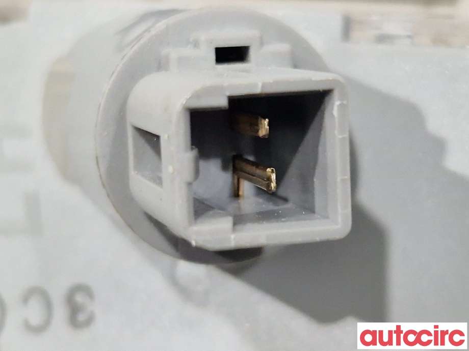 Skiltlys til Hyundai i30 2012-2017 (Type II)  (HYUNDAI|925011M400|)