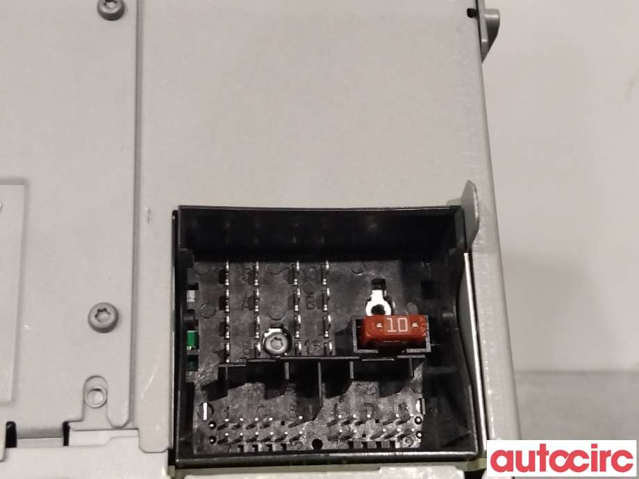 Bilstereo til VW Golf VI 2008-2012  (VOLKSWAGEN|NO NR|7640207360|3C8035195G)