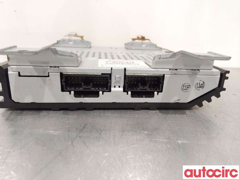 Bilstereo forsterker til Mitsubishi Outlander 2010-2012 (Type II, Fase 2)  (MITSUBISHI|8701A350|)