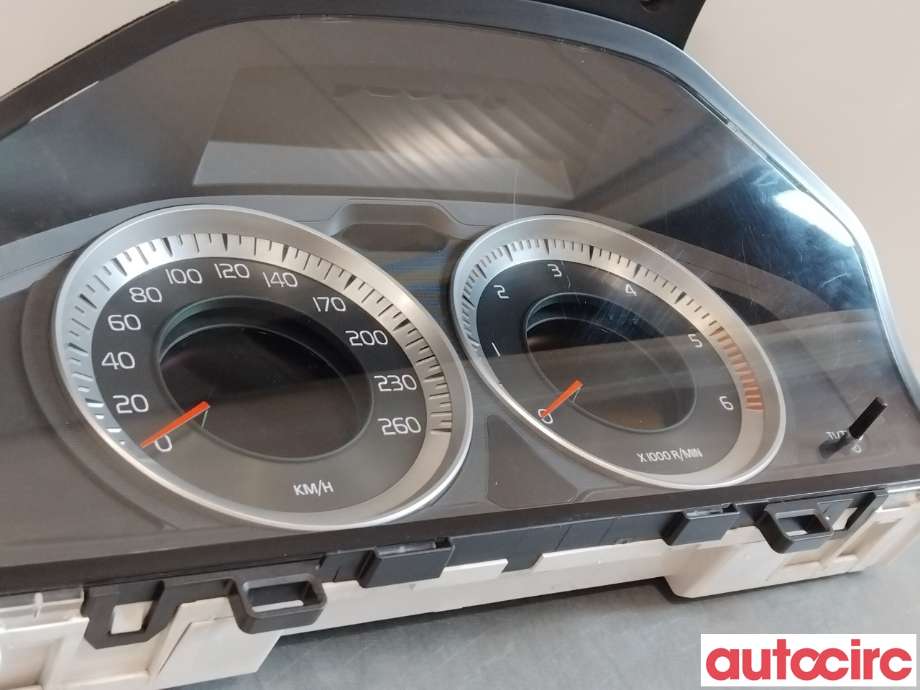 Instrumentpanel til Volvo XC70 2008-2013 (Type II, Fase 1)  (VOLVO|36002600|36000918)