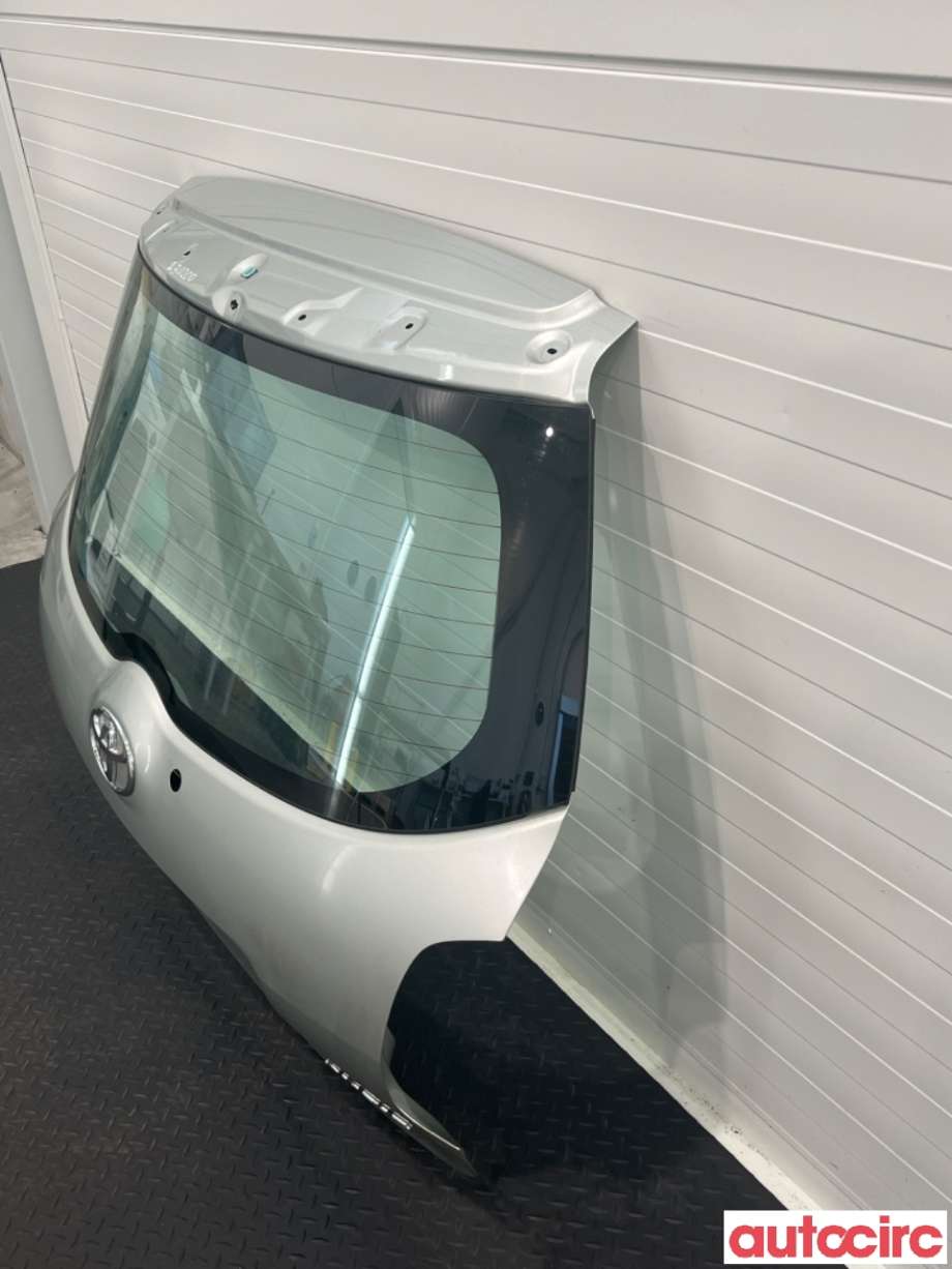 Bakluke combi til Toyota Auris 2007-2010 (Type I, Fase 1)  (TOYOTA|6700502110|)