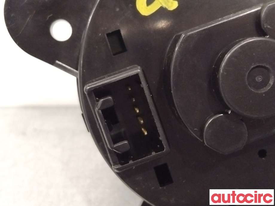 Bryter diverse til Mitsubishi Outlander 2010-2012 (Type II, Fase 2)  (MITSUBISHI|8604A008|)