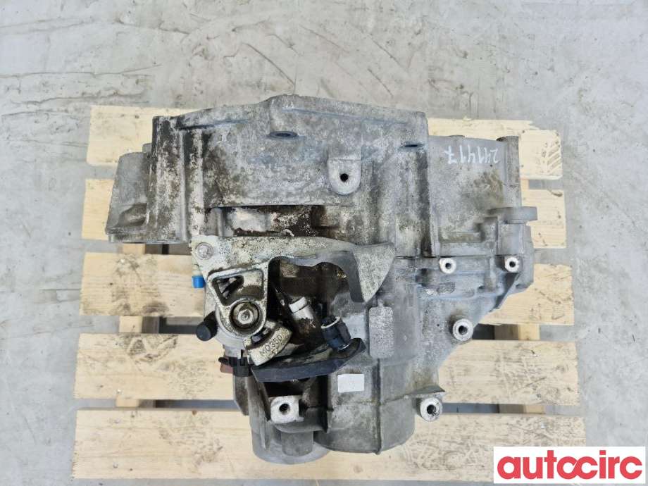 Girkasse manuell 6-trinn til VW Caddy 2010-2015 (Type III, Fase 2)  (VOLKSWAGEN|02Q300048K|NFQ|02Q300013S)