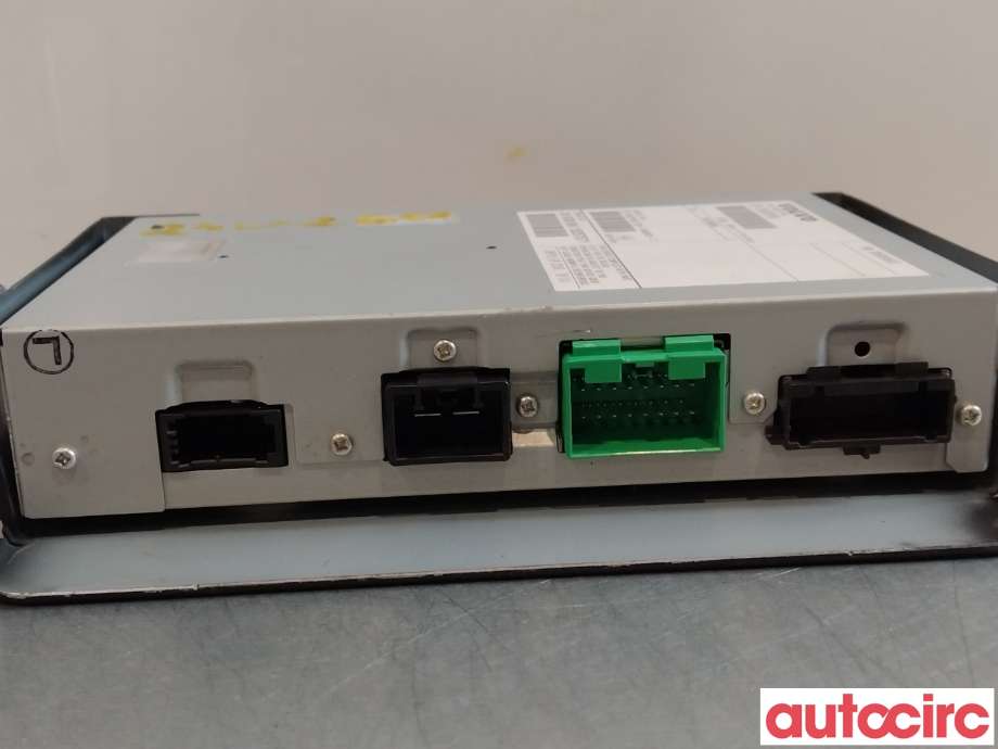 Bilstereo forsterker til Volvo XC70 2008-2013 (Type II, Fase 1)  (VOLVO|30659596|30659587)