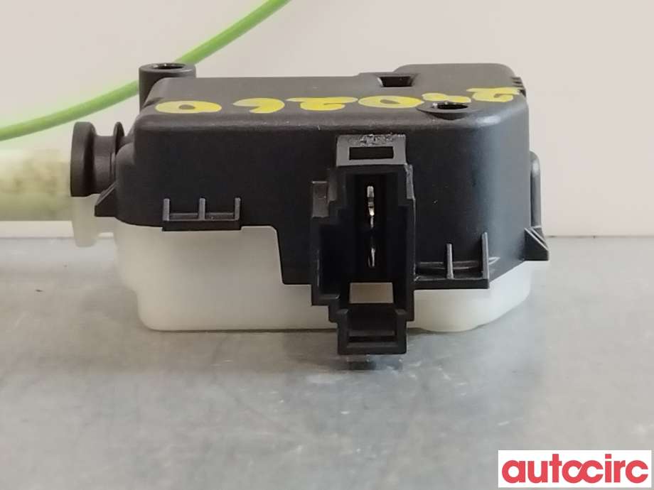 Diverse deler til Volvo XC70 2008-2013 (Type II, Fase 1)  (VOLVO|31299107|86113136)