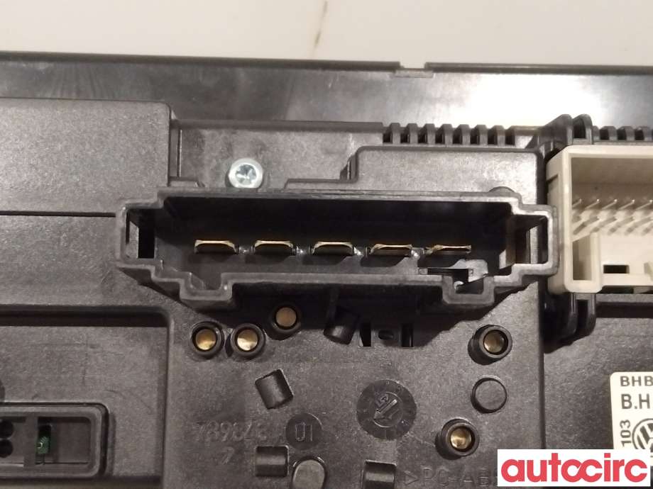 Varmeapparat betjening til VW Transporter / Caravelle 2015-2019 (T6) (T6) (VOLKSWAGEN|7E0907047AF|)