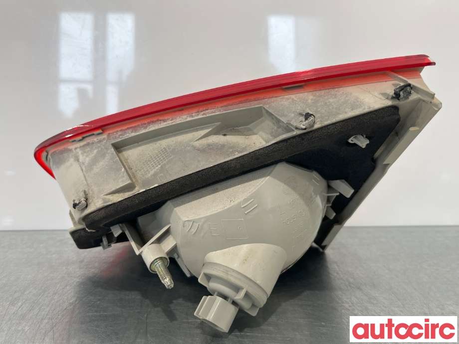 Baklykt venstre indre til Ford Kuga 2008-2012 (Type I)  (FORD|1545445)