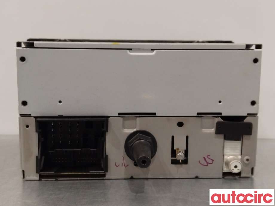 Bilstereo til Ford Kuga 2008-2012 (Type I)  (FORD|1830420|GLJ837344)