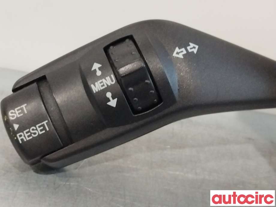 Bryter blink til Ford Kuga 2008-2012 (Type I)  (FORD|1362588|4M5T-13335-BD)