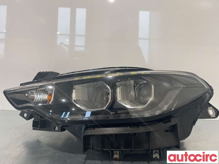 Frontlykt venstre halogen til Fiat Tipo, 2017-->>  (FIAT|52145167)