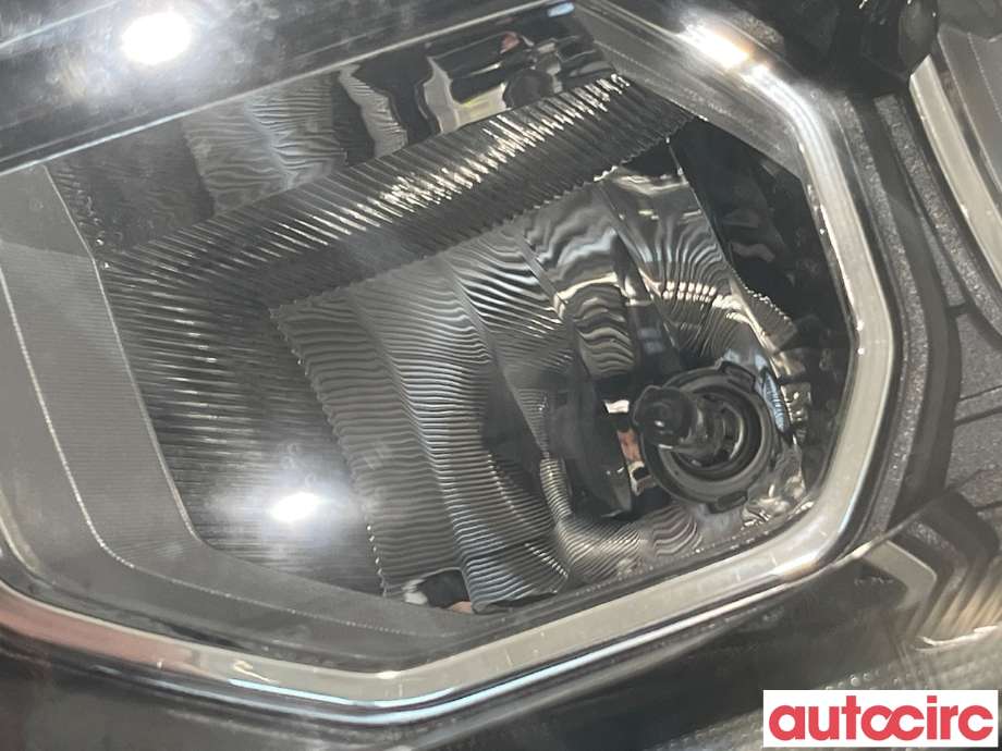 Frontlykt venstre halogen til Fiat Tipo 2017-->>  (FIAT|52145167)