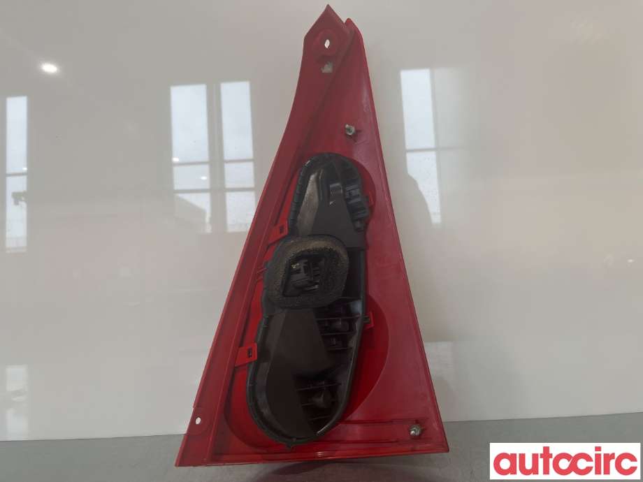 Baklykt venstre til Peugeot 107 2006-2014  (PEUGEOT|6350X6)