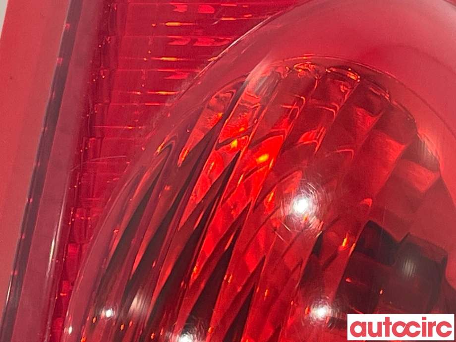 Baklykt høyre til Peugeot 107 2006-2014  (PEUGEOT|6351X6)