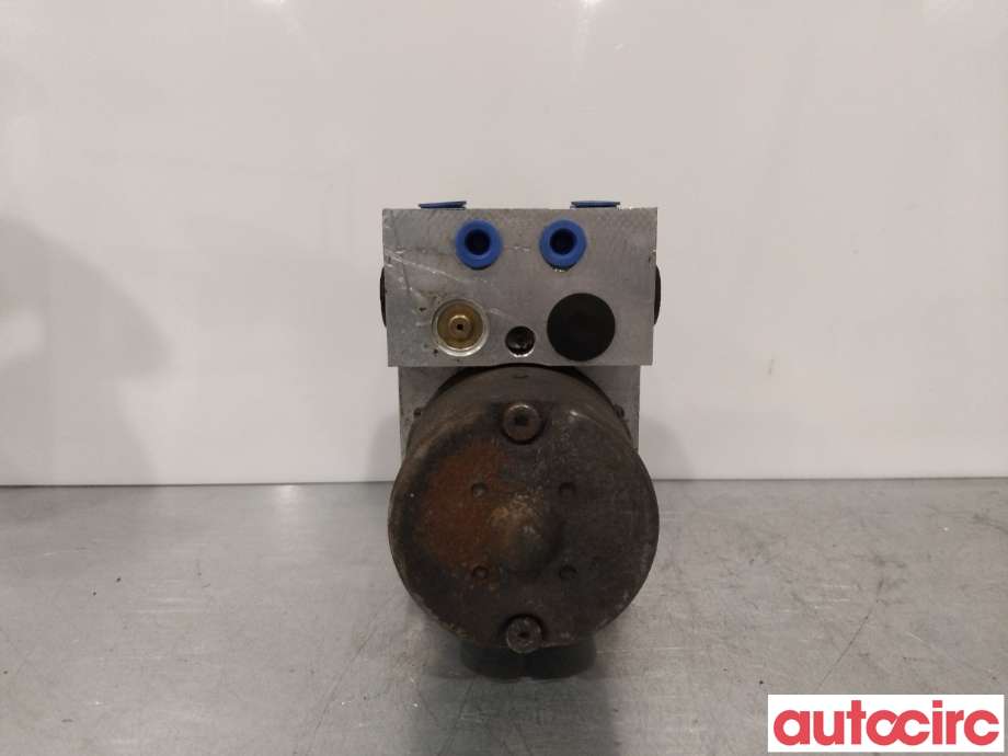 ABS sentral til Audi A8, 1995-2002 (Type I) (AUDI|8E0614111N)
