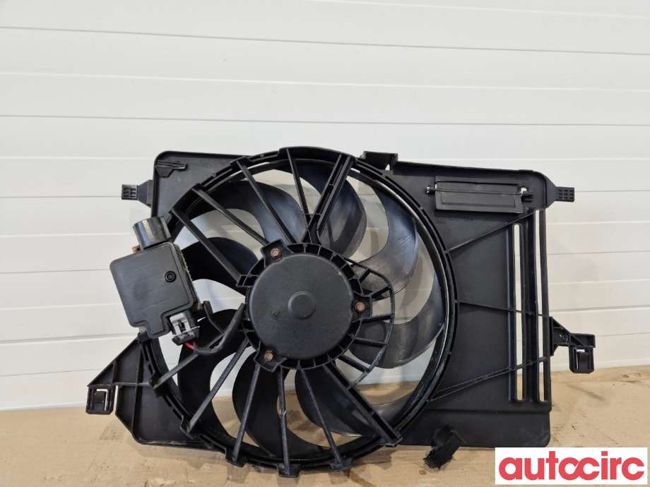 Kjølevifte til Ford Focus 2011-2014 (Type III, Fase 1)  (FORD|2269553||8V61-8C607-EE)