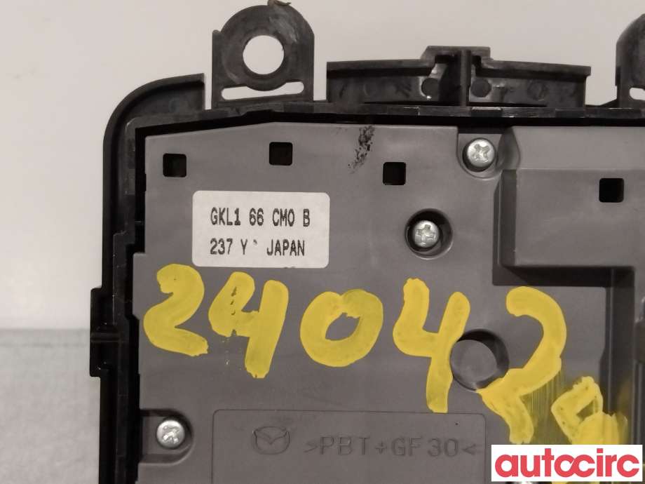 Bilstereo diverse til Mazda 6 2013-2015 (Type III, Fase 1)  (MAZDA|GKL166CM0B|)