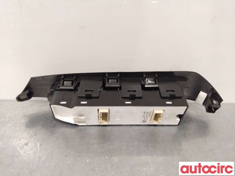 Bryter ruteheis til Mazda 6 2013-2015 (Type III, Fase 1)  (MAZDA|GKL266350A|)