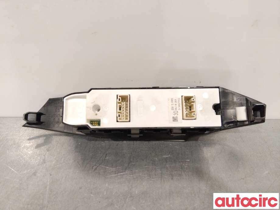 Bryter ruteheis til Mazda 6 2013-2015 (Type III, Fase 1)  (MAZDA|GKL266350A|)