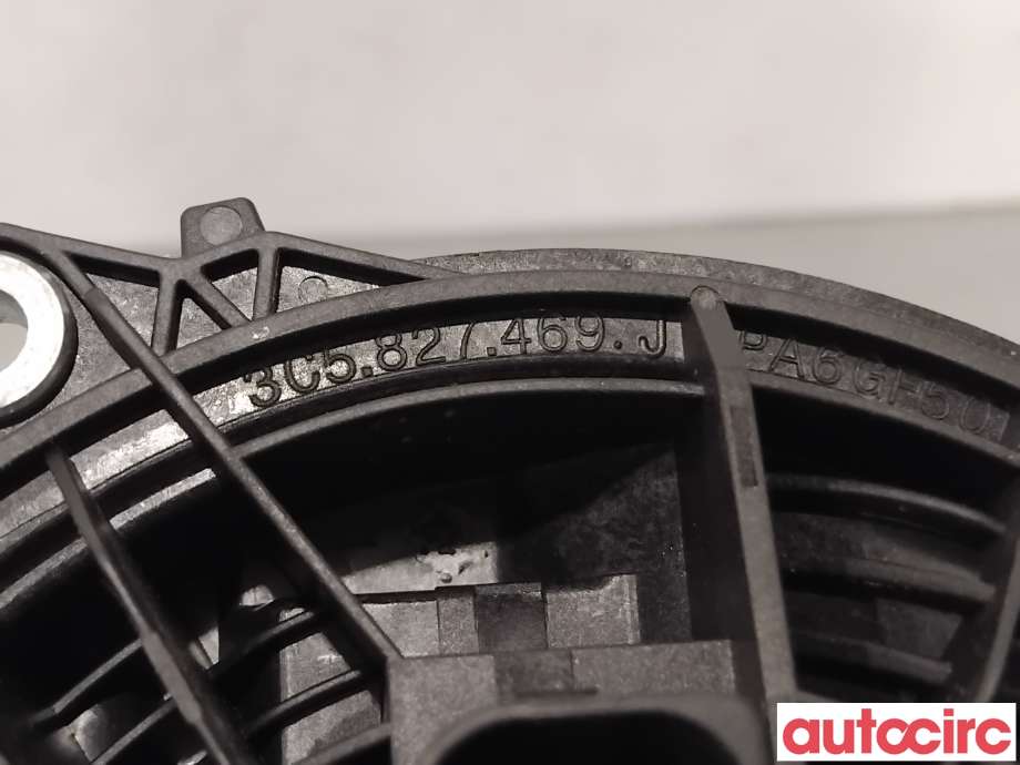 Bakluke/bakdør håndtak til VW Golf VI 2008-2012  (VOLKSWAGEN|6R0827469D||3C0827469J)