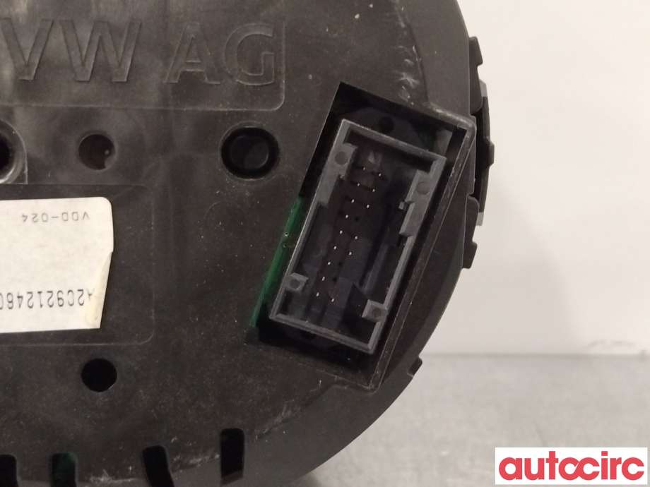 Instrumentpanel til Audi A3 2012-2016 (Type III, Fase 1) (AUDI|8V0920870Q|)